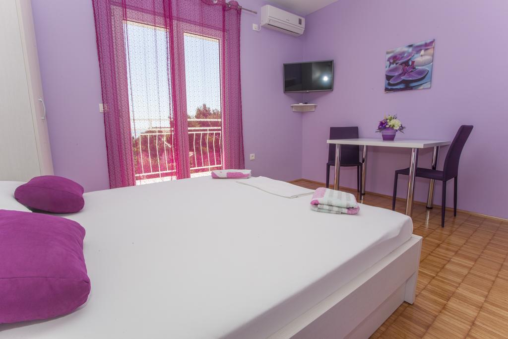 Villa Neda Makarska Exterior foto